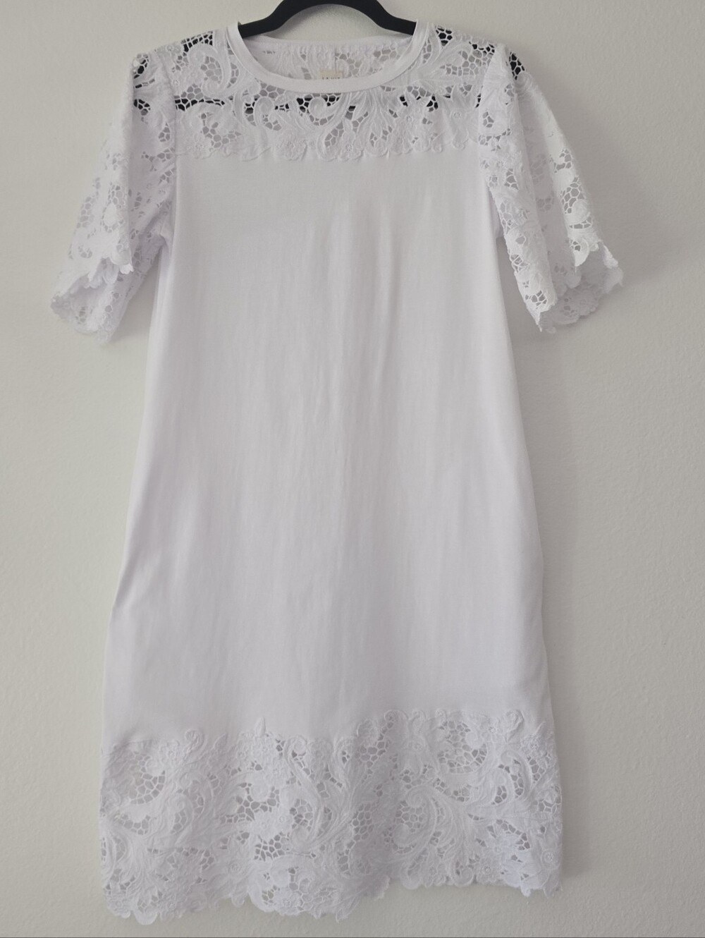 White Cotton Lace Trim Short Sleeve Shift Dress